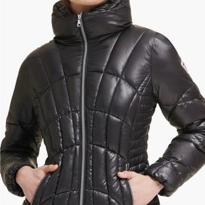 Guess puffer black jackets